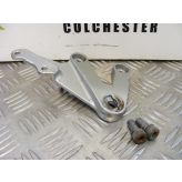 Suzuki GSXR 750 Footrest Hanger Right Front 2000 to 2003 K1 K2 K3 GSXR750 B075