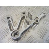 Suzuki GSXR 750 Footrest Hanger Right Front 2000 to 2003 K1 K2 K3 GSXR750 B075